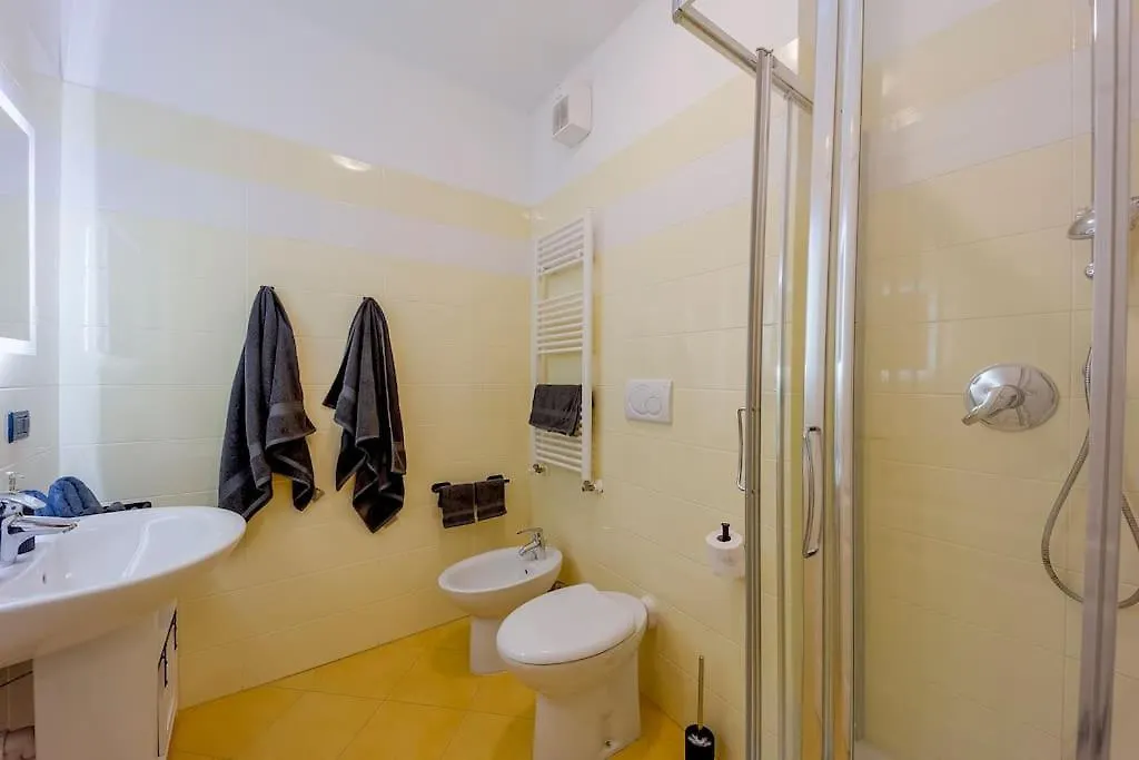 Fronte Mare-Piscina- Pista Ciclabile Appartement Imperia 0*,