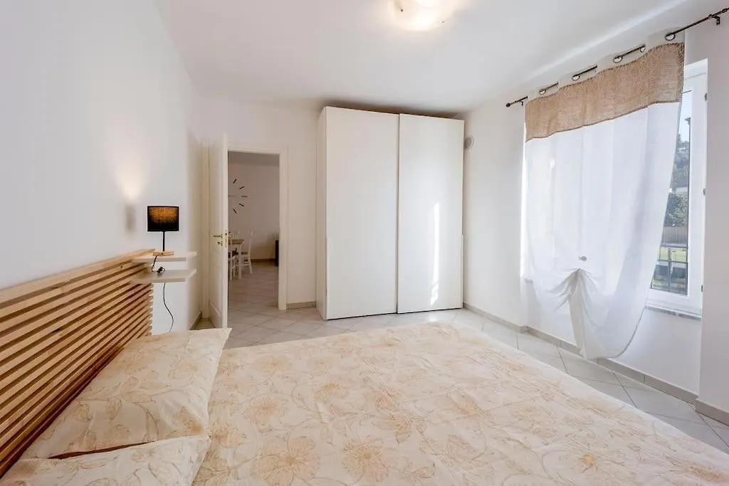 Fronte Mare-Piscina- Pista Ciclabile Appartement Imperia